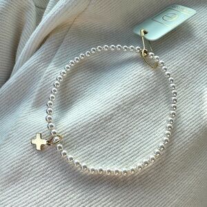 Elegant eNewton Pearl Bracelet with Gold cross Charm